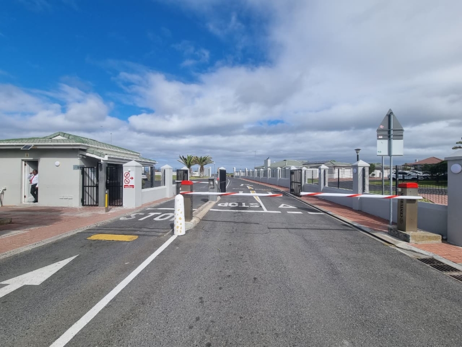 To Let 2 Bedroom Property for Rent in Big Bay Western Cape